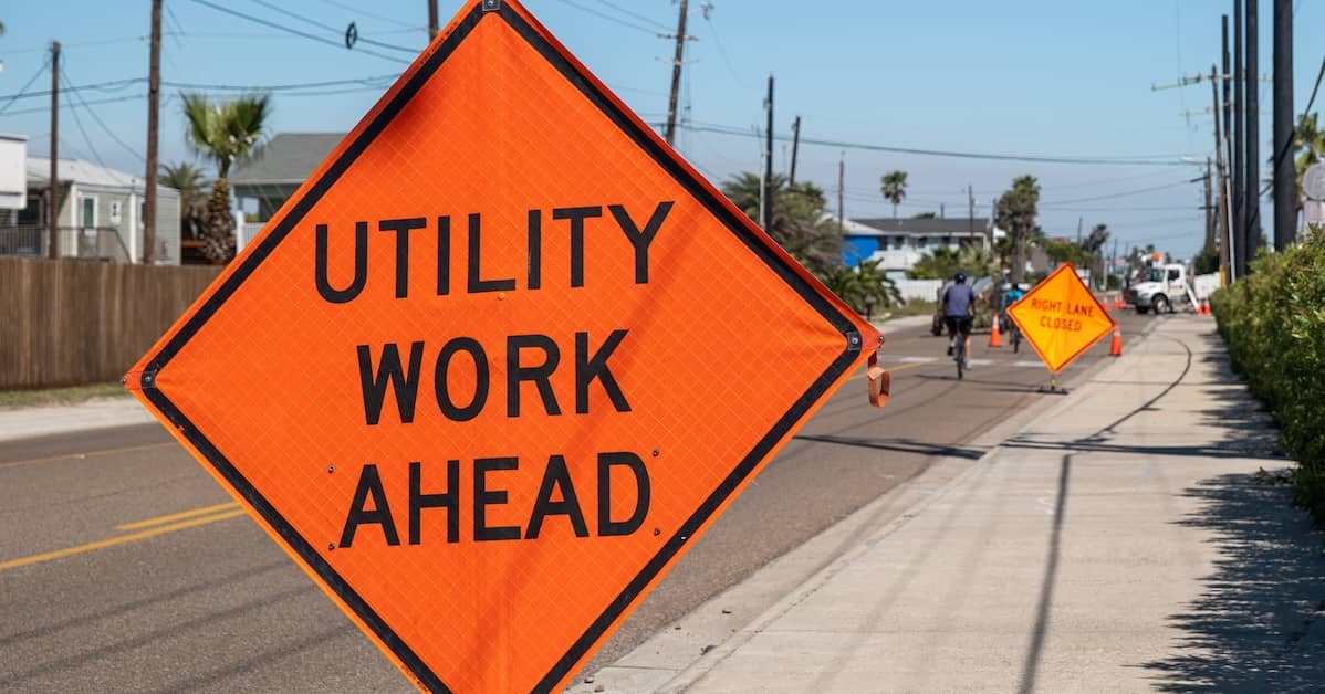 hydrovac daylighting utilities | Superior Hydrovac